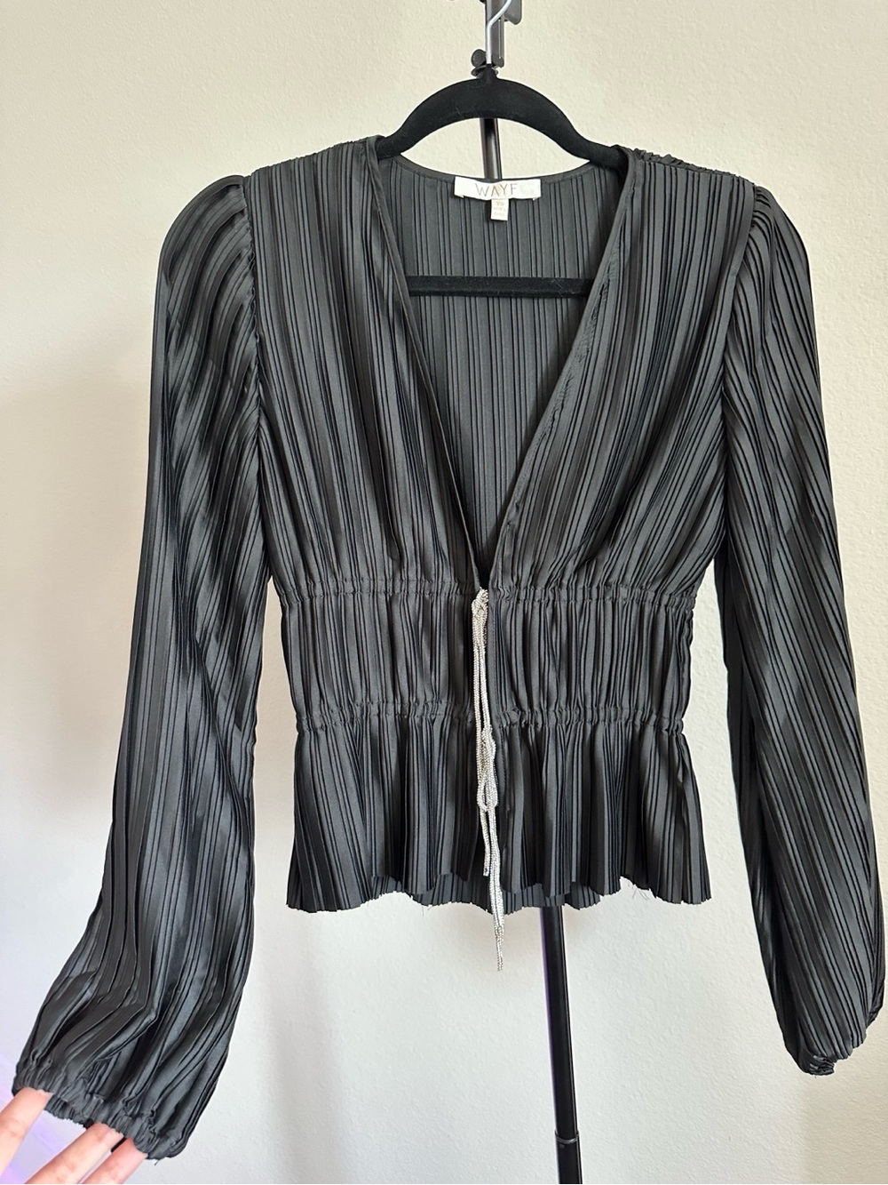 Wayf Black Pleated V-Neck Long Sleeve Blouse